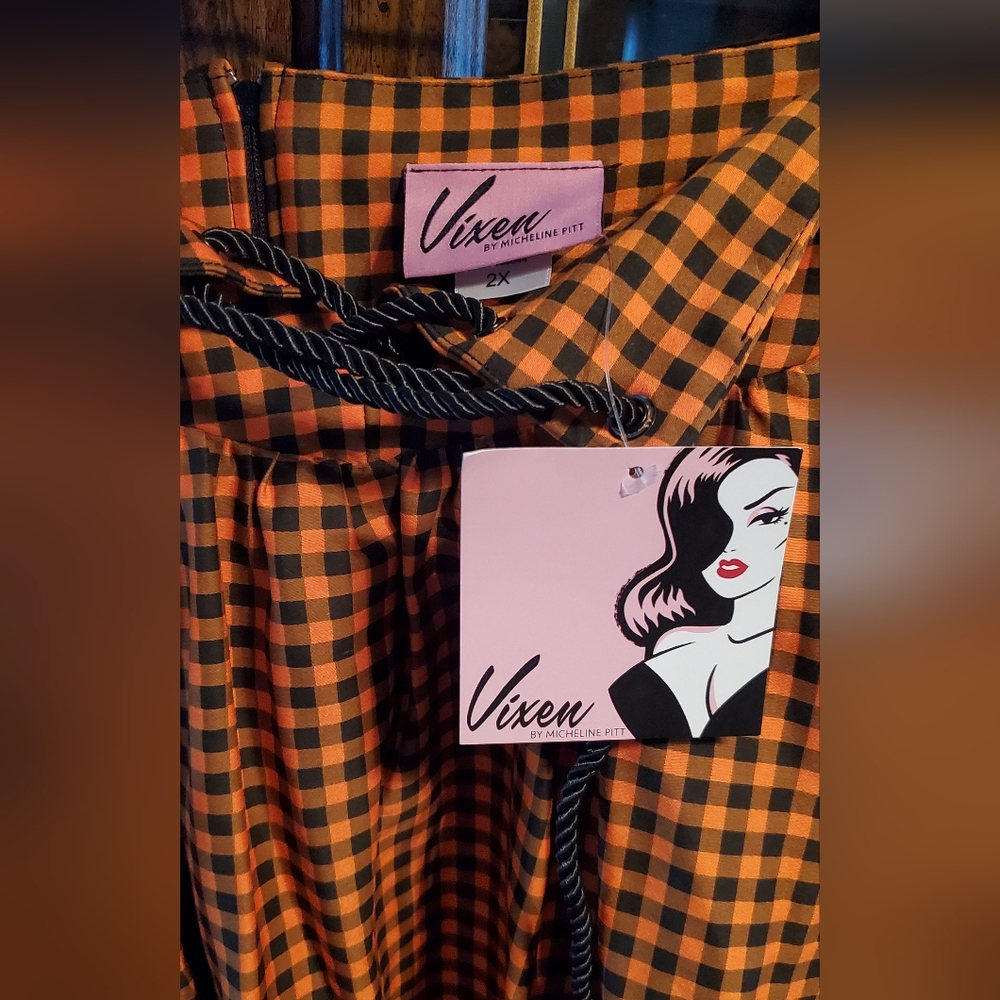 Corset Skirt in Orange Pumpkin Gingham - Picture 14 of 16